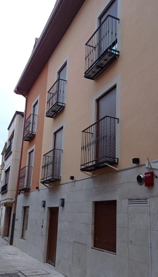 Hotel - Hostel Atuvera Santo Domingo De La Calzada Esterno foto
